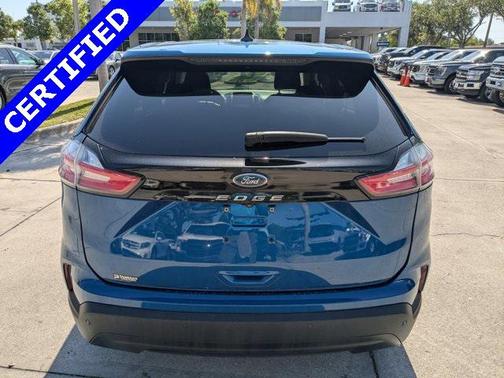 2021 Ford Edge SE