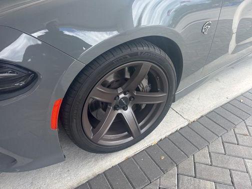 Destroyer Gray Clearcoat 2018 Dodge Charger SRT Hellcat
