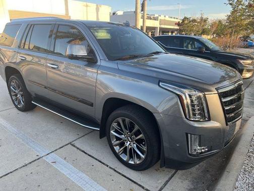 2020 Cadillac Escalade Luxury