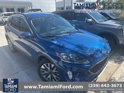 2022 Ford Escape Titanium