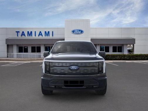 2025 Ford F-150 Lightning LARIAT