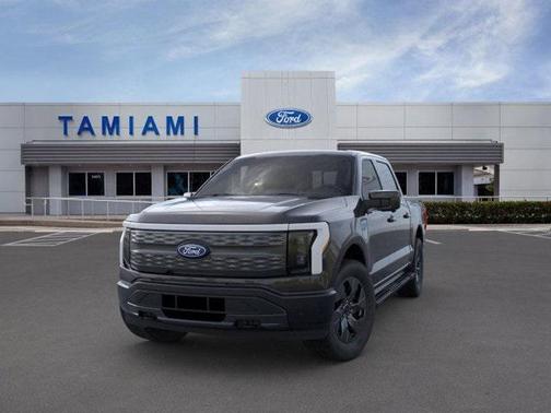 2025 Ford F-150 Lightning LARIAT