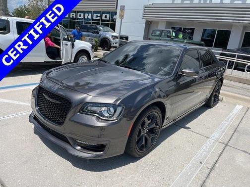 2023 Chrysler 300 Touring