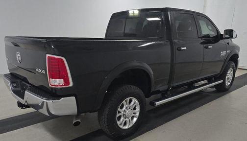 2018 RAM 3500 Laramie Crew Cab 4x4 6'4' Box