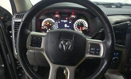 2018 RAM 3500 Laramie Crew Cab 4x4 6'4' Box