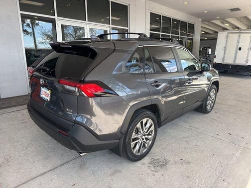 2022 Toyota RAV4 XLE Premium