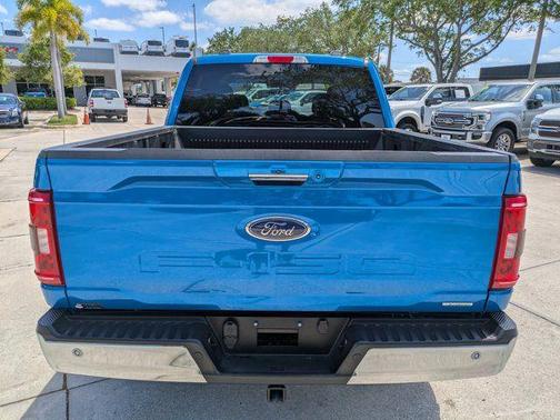 VELOCITY BLUE METALLIC 2021 Ford F-150 XLT