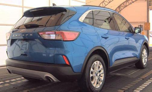 Velocity Blue Metallic 2021 Ford Escape SE