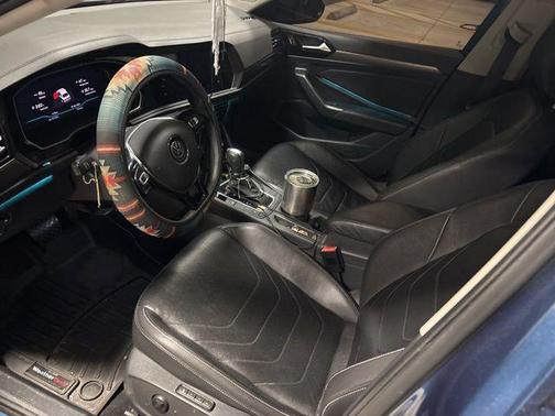 2019 Volkswagen Jetta 1.4T SEL Premium