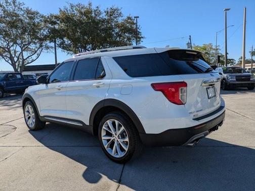 2023 Ford Explorer Platinum