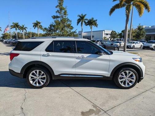 2023 Ford Explorer Platinum