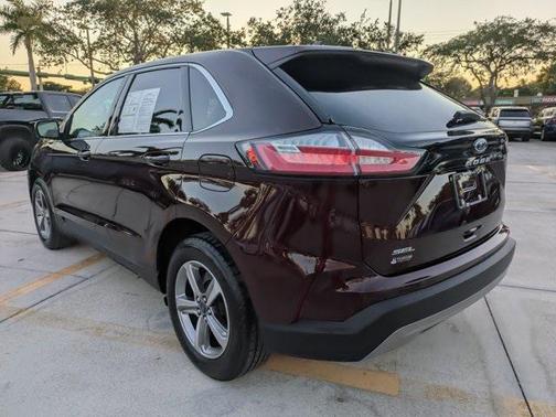 2022 Ford Edge SEL