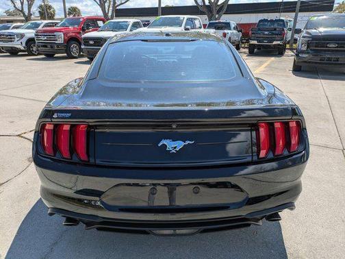 2020 Ford Mustang EcoBoost