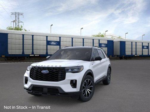 Star White Metallic Tri-Coat 2026 Ford Explorer ST-Line