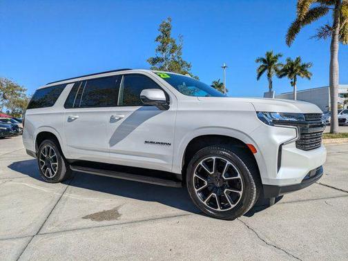 2023 Chevrolet Suburban RST