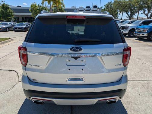 INGOT SILVER METALLIC 2017 Ford Explorer Platinum