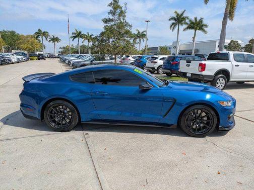 2018 Ford Shelby GT350 Base