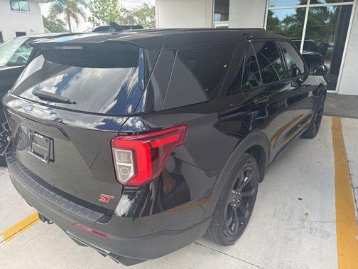 AGATE BLACK METALLIC 2022 Ford Explorer ST