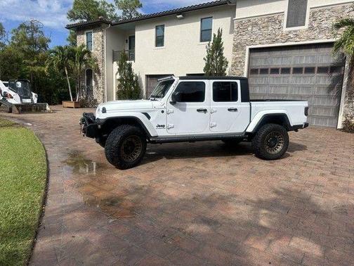 2022 Jeep Gladiator Sport S