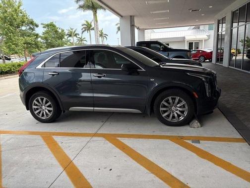 2020 Cadillac XT4 Premium Luxury
