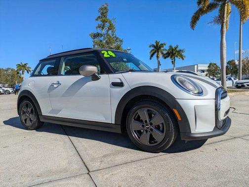 2024 MINI Hardtop Cooper