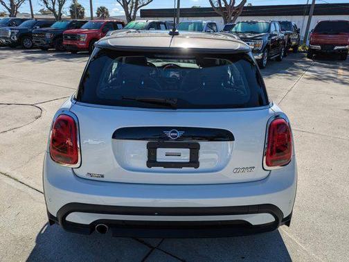 2024 MINI Hardtop Cooper
