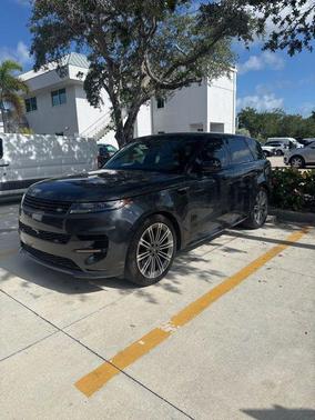 Carpathian Grey Premium Metallic 2024 Land Rover Range Rover Sport SE
