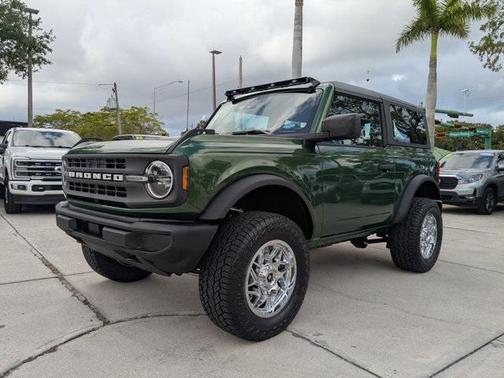 2025 Ford Bronco Base