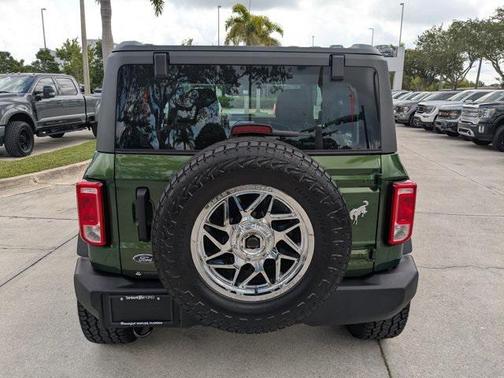 2025 Ford Bronco Base