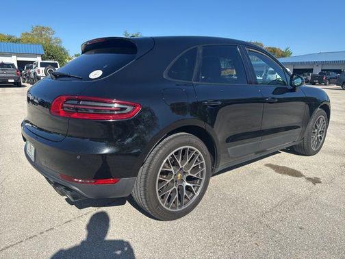 Black 2018 Porsche Macan Macan Sport Edition