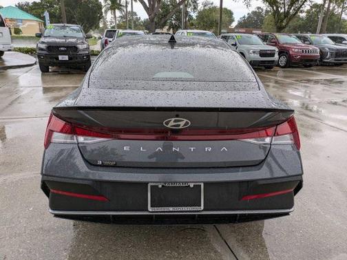 2025 Hyundai ELANTRA Sport