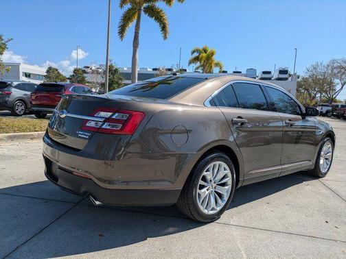 2016 Ford Taurus Limited