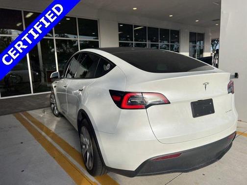 2024 Tesla Model Y Long Range Dual Motor All-Wheel Drive