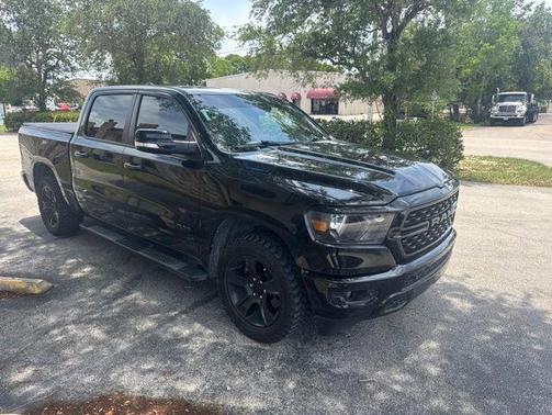 Diamond Black Crystal Pearlcoat 2022 RAM 1500 Big Horn/Lone Star