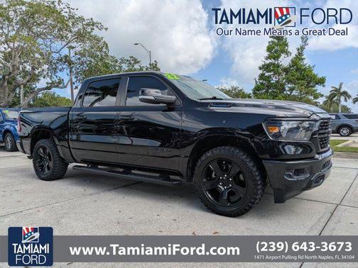 Diamond Black Crystal Pearlcoat 2022 RAM 1500 Big Horn/Lone Star