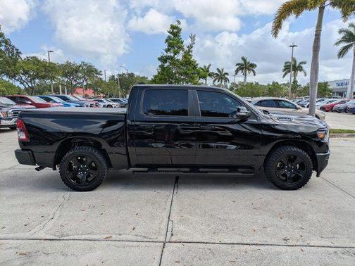 Diamond Black Crystal Pearlcoat 2022 RAM 1500 Big Horn/Lone Star