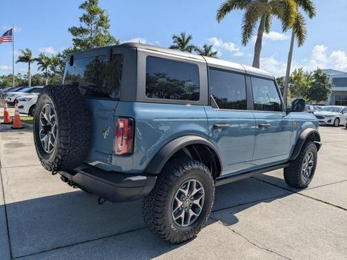 2023 Ford Bronco Badlands