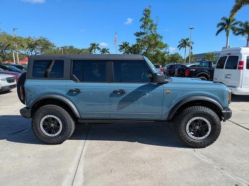 2023 Ford Bronco Badlands