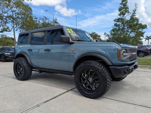 2023 Ford Bronco Badlands