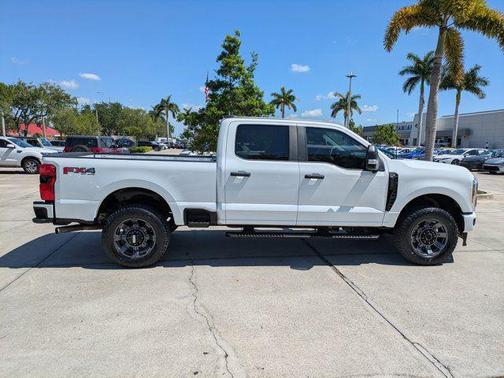 OXFORD WHITE 2024 Ford F-250 XL