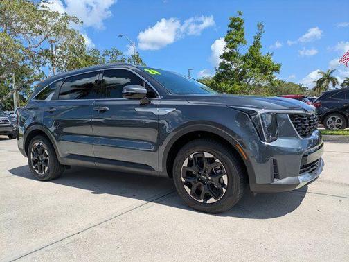 Gravity Grey 2024 Kia Sorento S