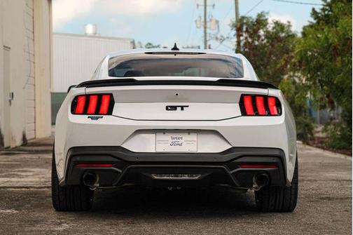 OXFORD WHITE 2026 Ford Mustang GT