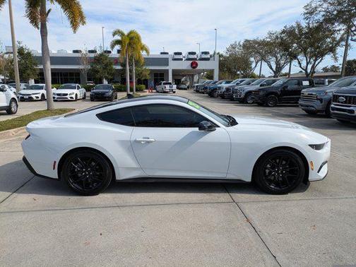 2025 Ford Mustang EcoBoost Premium