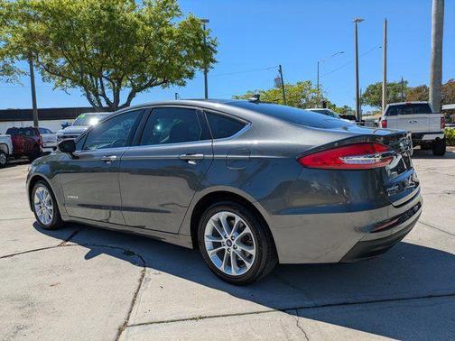 2019 Ford Fusion Hybrid SE