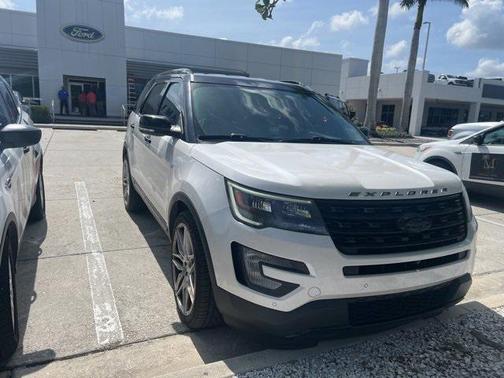 2017 Ford Explorer sport