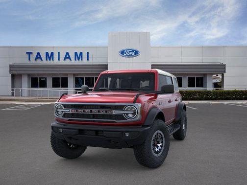 RUBY RED MET TNTD CLEARCOAT 2026 Ford Bronco Outer Banks