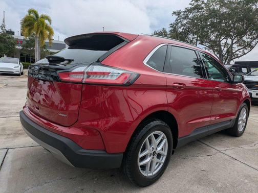Rapid Red Metallic Tinted Clearcoat 2023 Ford Edge SEL