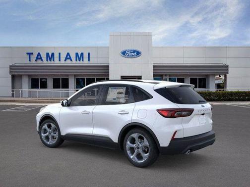 2026 Ford Escape ST-Line Select