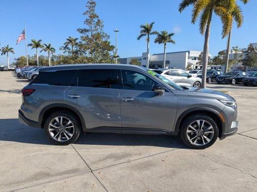 2022 INFINITI QX60 Luxe