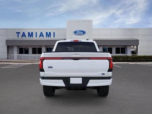 2025 Ford F-150 Lightning Platinum